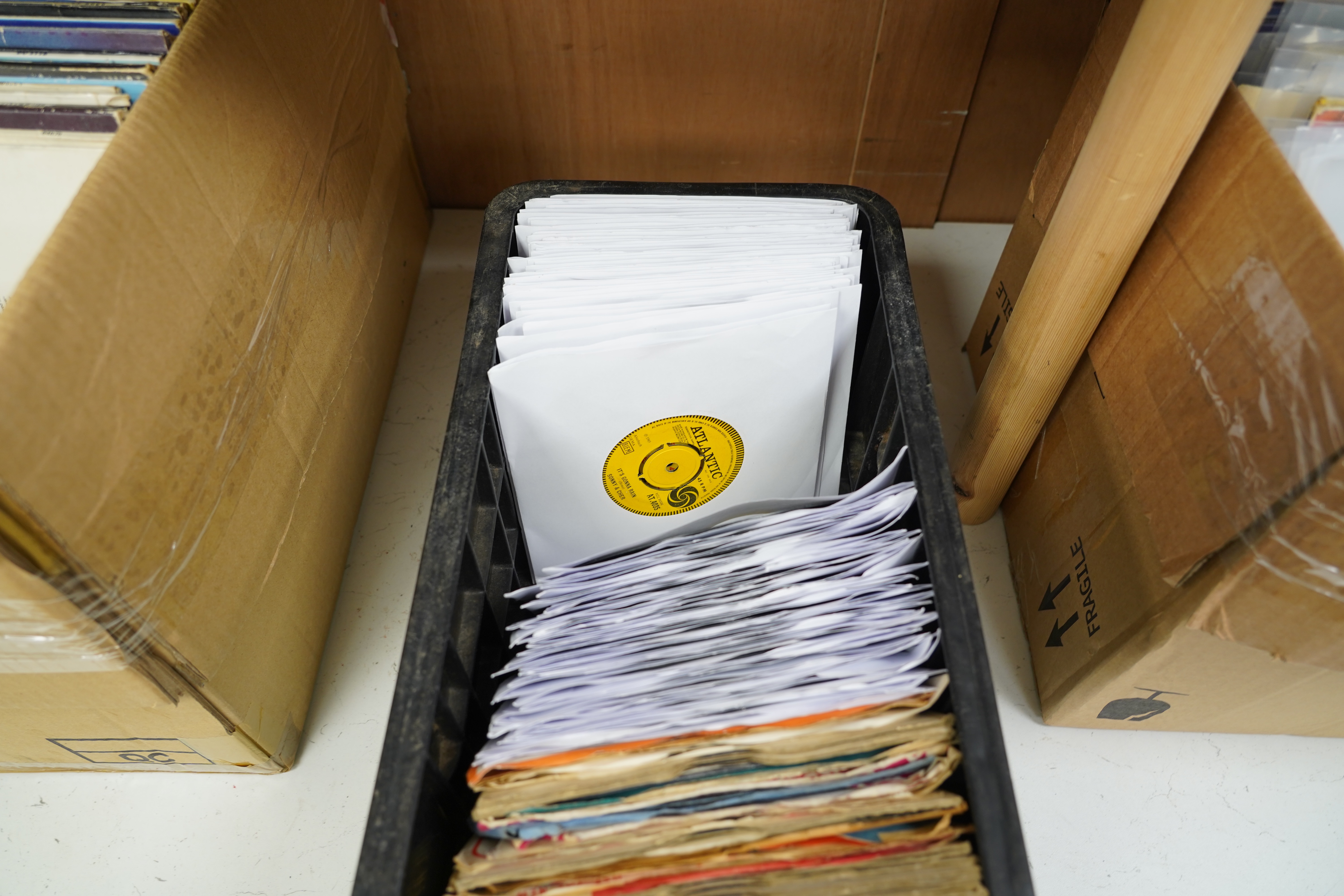 One hundred and thirty-six 7” singles, all with printed demo labels (some also with printed release date), record labels include HMV, Verve, Capitol, UA, Fontana, Elekra, London, etc. Artists include; Bob Dylan, Small Fa